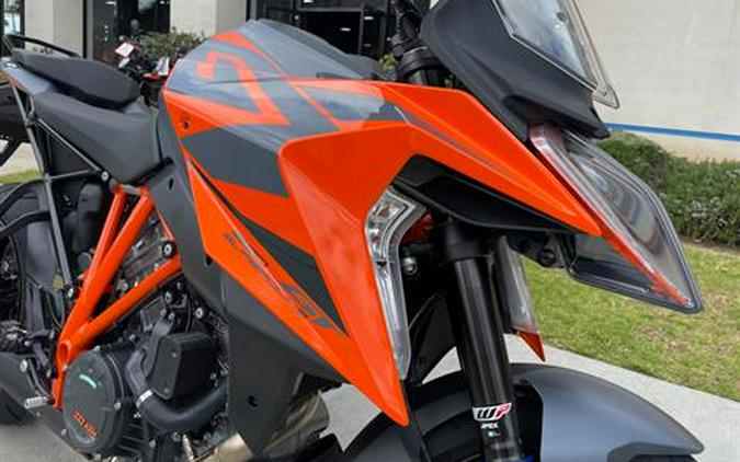 2023 KTM 1290 Super Duke GT