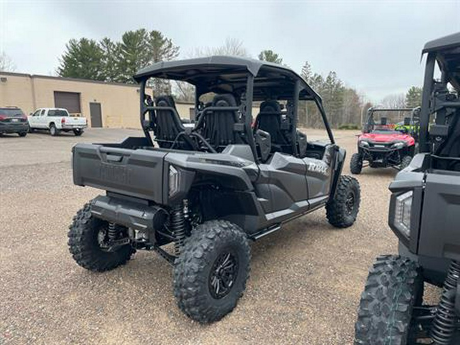 2025 Yamaha Wolverine RMAX4 1000 XT-R