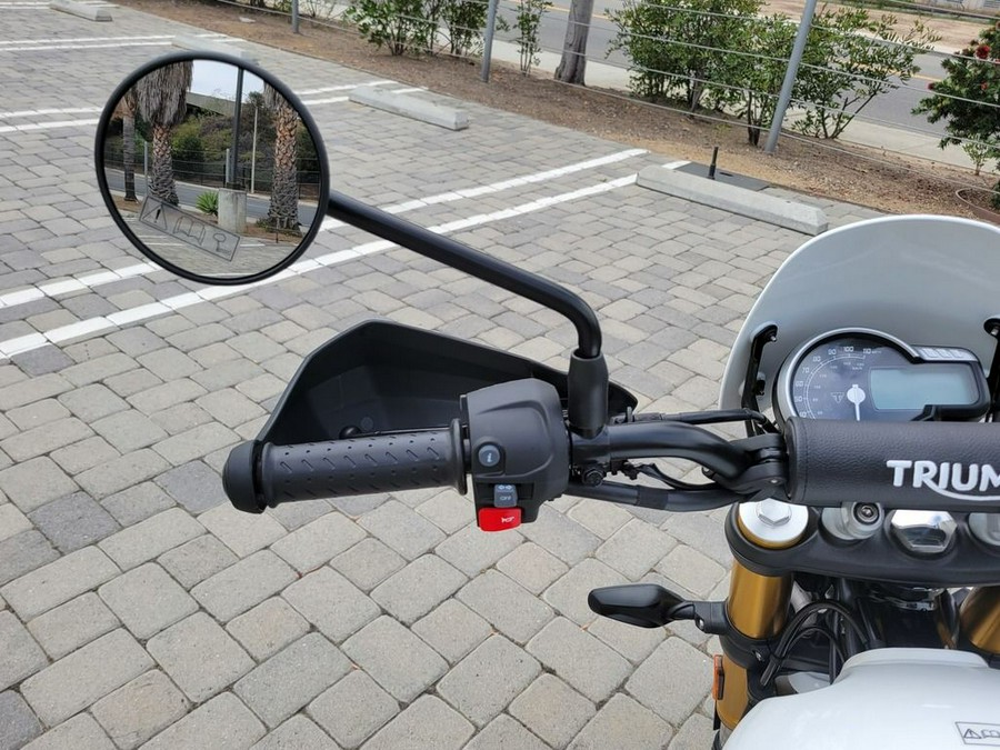 2026 Triumph Scrambler 400 XC Vanilla White