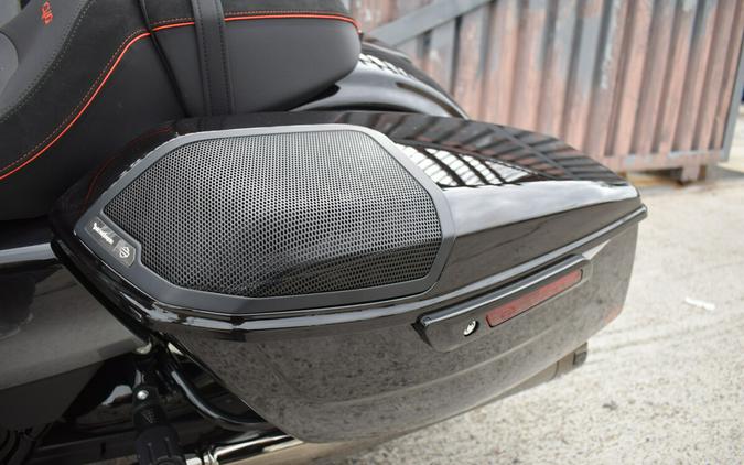 2025 Harley-Davidson® CVO™ Street Glide™ FLHXSE