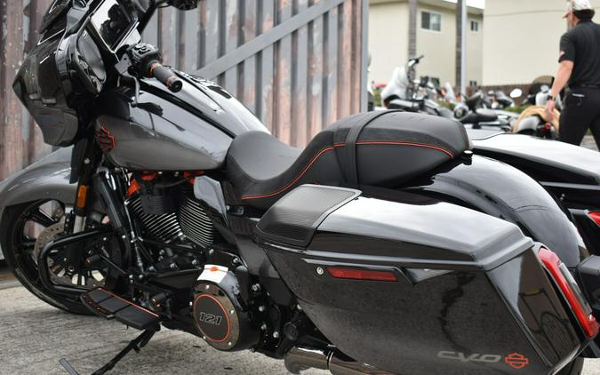 2025 Harley-Davidson® CVO™ Street Glide™ FLHXSE