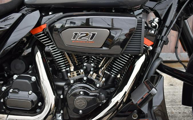 2025 Harley-Davidson® CVO™ Street Glide™ FLHXSE