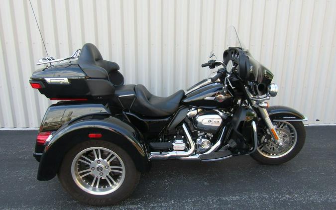 2023 Harley-Davidson® FLHTCUTG - Tri Glide® Ultra