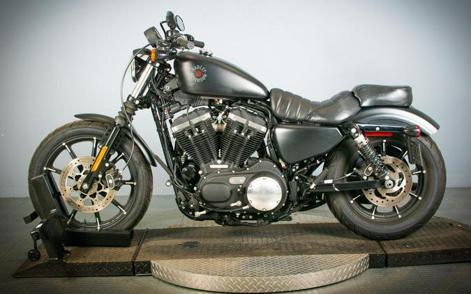 2022 Harley-Davidson Iron 883 XL883N