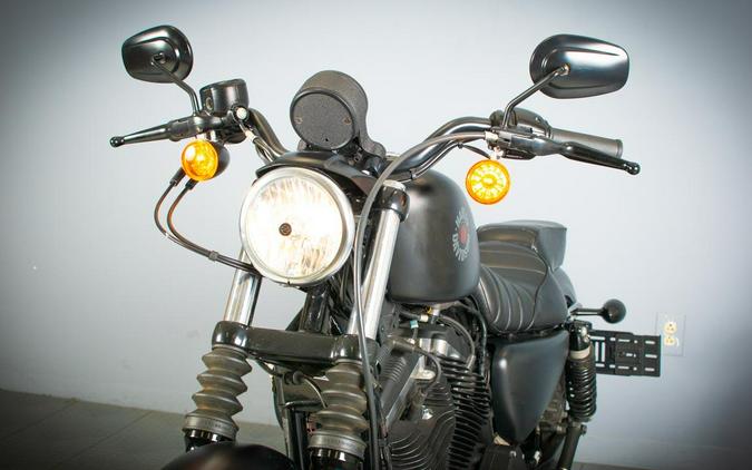 2022 Harley-Davidson Iron 883 XL883N