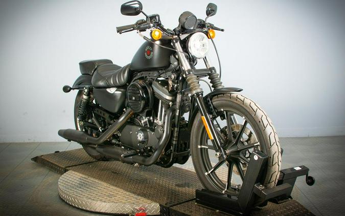 2022 Harley-Davidson Iron 883 XL883N