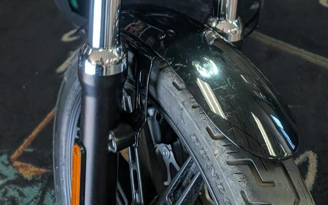 RH975 2022 Nightster