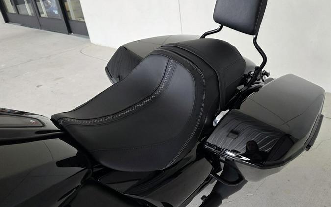 2026 Harley-Davidson® Road Glide® Vivid Black Black Trim