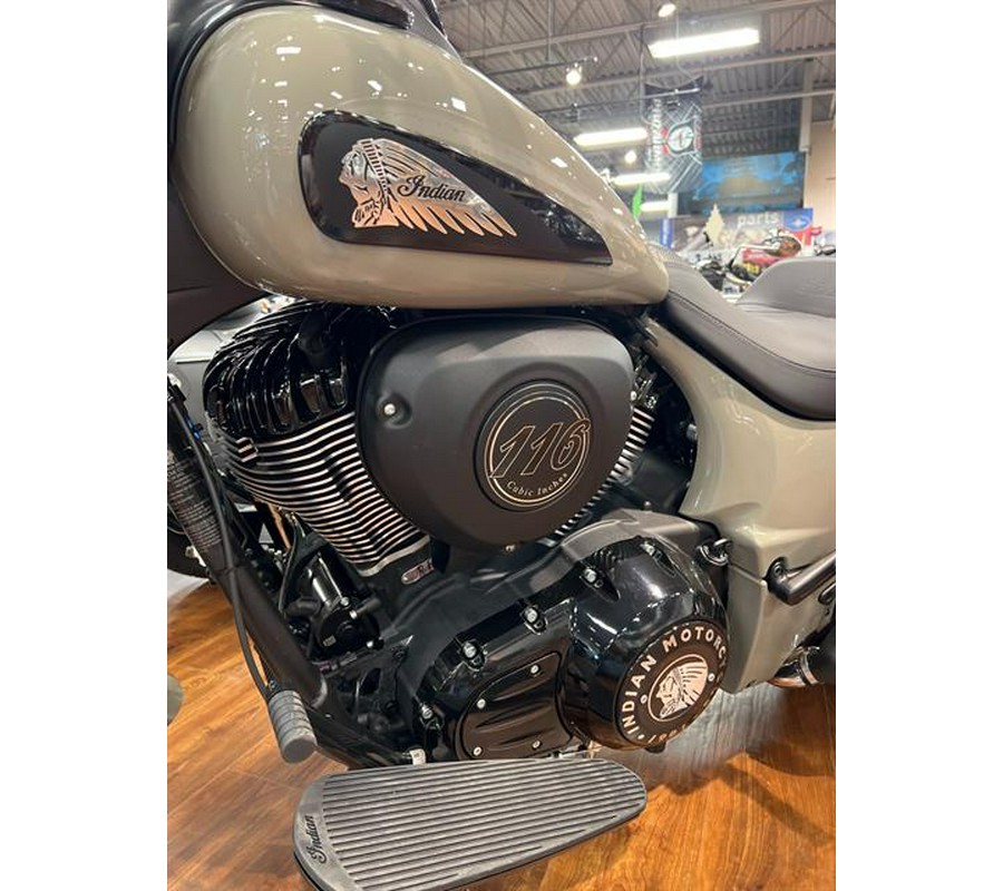 2023 Indian Motorcycle Springfield® Dark Horse®