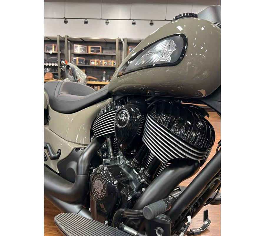 2023 Indian Motorcycle Springfield® Dark Horse®