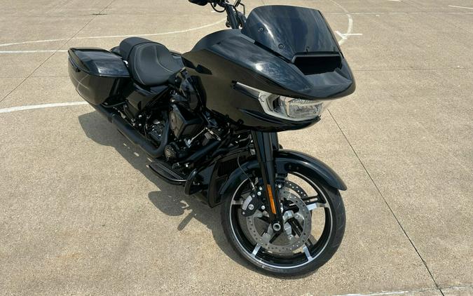 2024 Harley-Davidson Road Glide™ Vivid Black