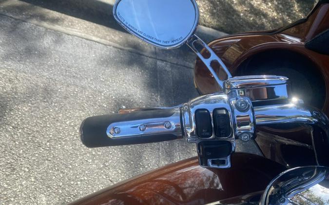 2008 Cvo Ultra Classic Electra Glide Anniversary