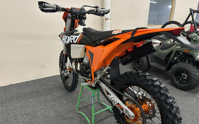 2027 KTM XC 300 W Hardenduro