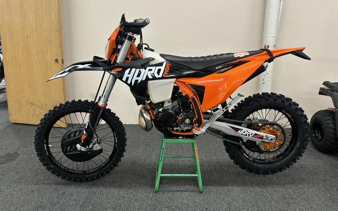 2027 KTM XC 300 W Hardenduro
