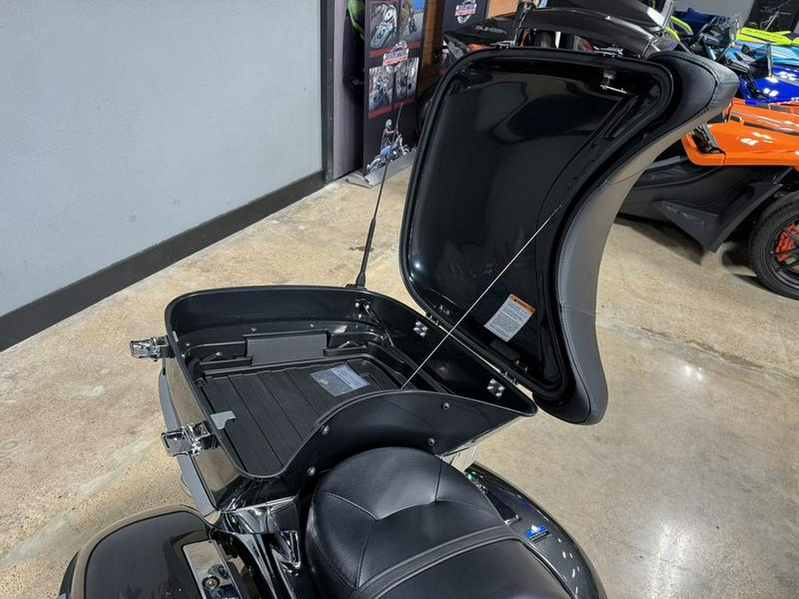 2024 Kawasaki Vulcan® 1700 Voyager® ABS