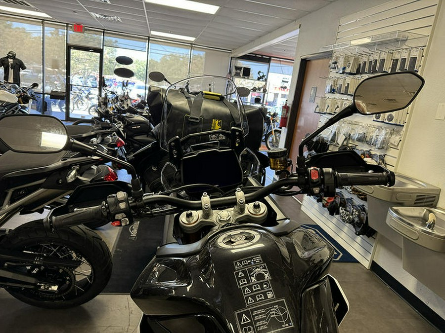 2025 Triumph Tiger 900 Rally Pro Carbon Black / Sapphire Black