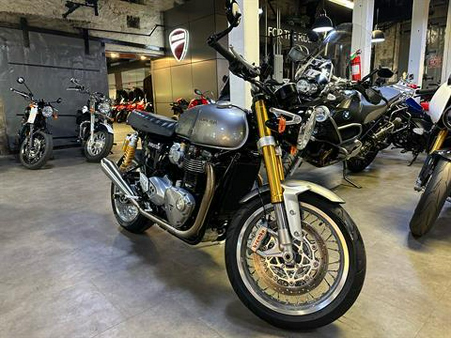 2017 Triumph Thruxton 1200 R