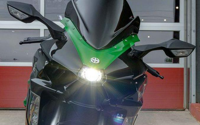 2022 Kawasaki Ninja H2® SX SE