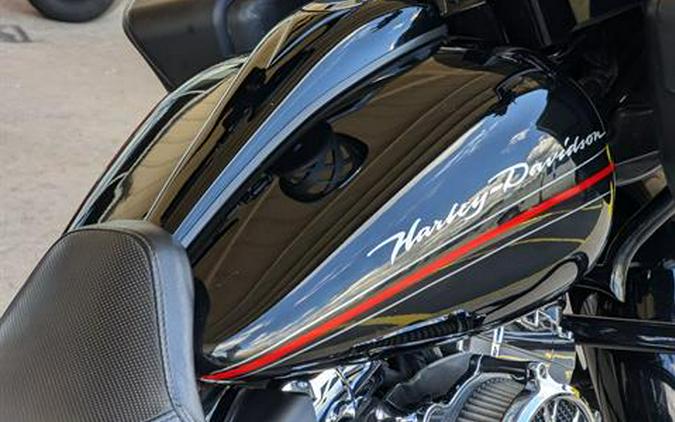 2012 Harley-Davidson Road Glide® Custom