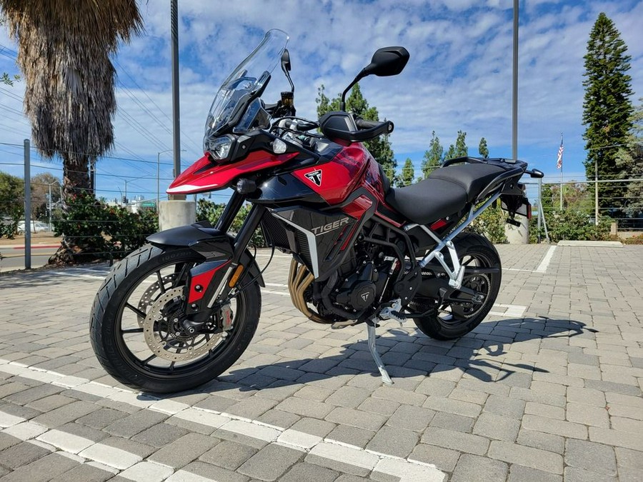2025 Triumph Tiger 900 GT Pro Carnival Red / Sapphire Black