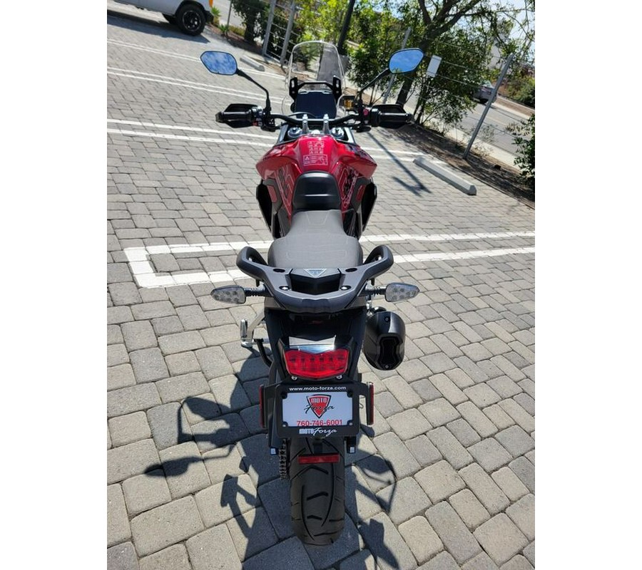 2025 Triumph Tiger 900 GT Pro Carnival Red / Sapphire Black