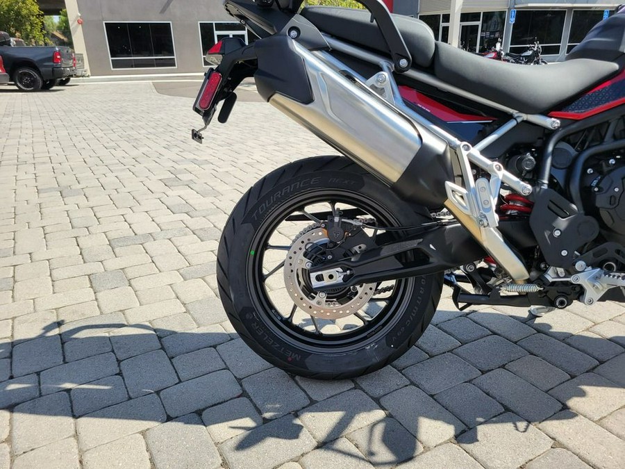2025 Triumph Tiger 900 GT Pro Carnival Red / Sapphire Black