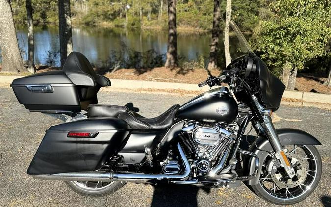 FLHXS 2022 Street Glide® Special