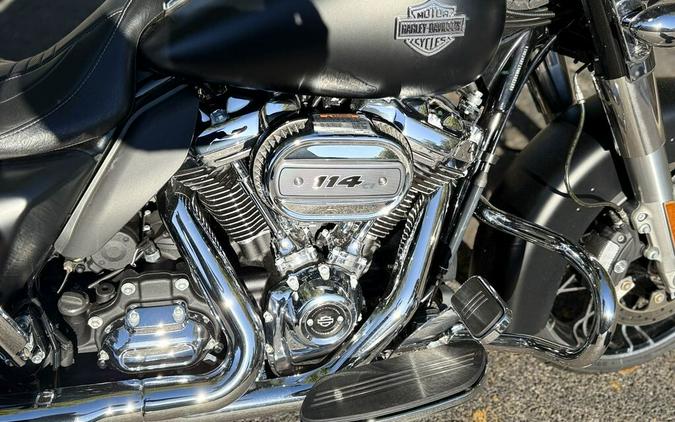 FLHXS 2022 Street Glide® Special