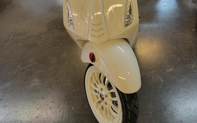 2022 Vespa Sprint 50 Justin Bieber x Vespa
