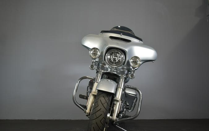 2014 Harley-Davidson Street Glide Barracuda Silver