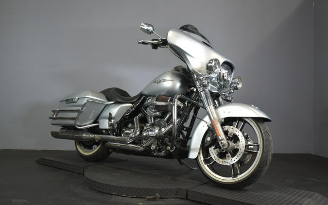 2014 Harley-Davidson Street Glide Barracuda Silver
