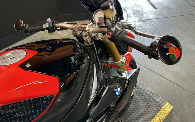2019 BMW S 1000 R