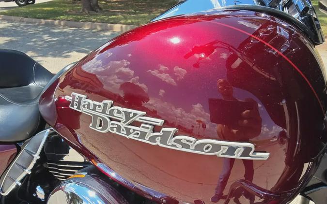 2014 Harley-Davidson® Street Glide® Special