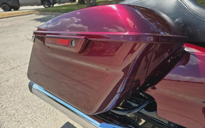 2014 Harley-Davidson® Street Glide® Special