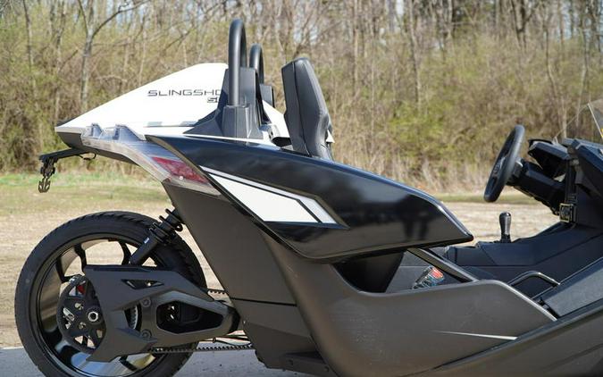 2026 Polaris Slingshot® SLR Manual