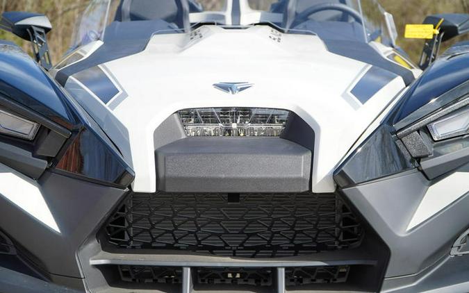 2026 Polaris Slingshot® SLR Manual