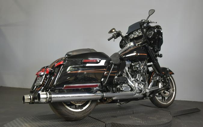 2016 Harley-Davidson Street Glide Special FLHXS