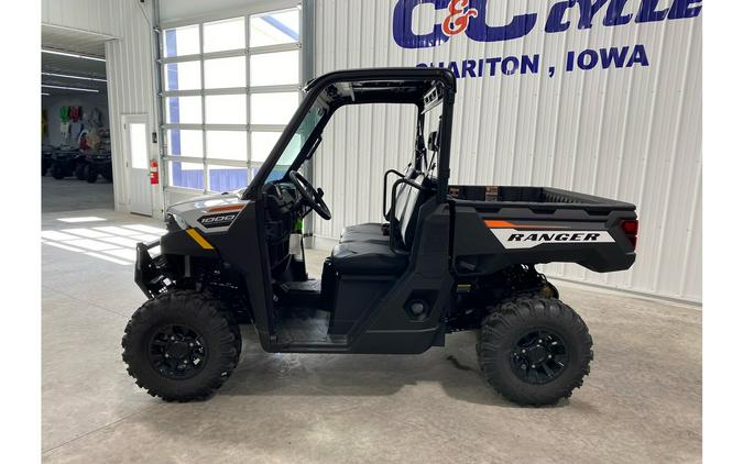 2024 Polaris Industries RANGER 1000 PREMIUM - WHITE LIGHTNING