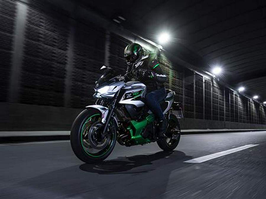 2024 Kawasaki Z7 Hybrid ABS