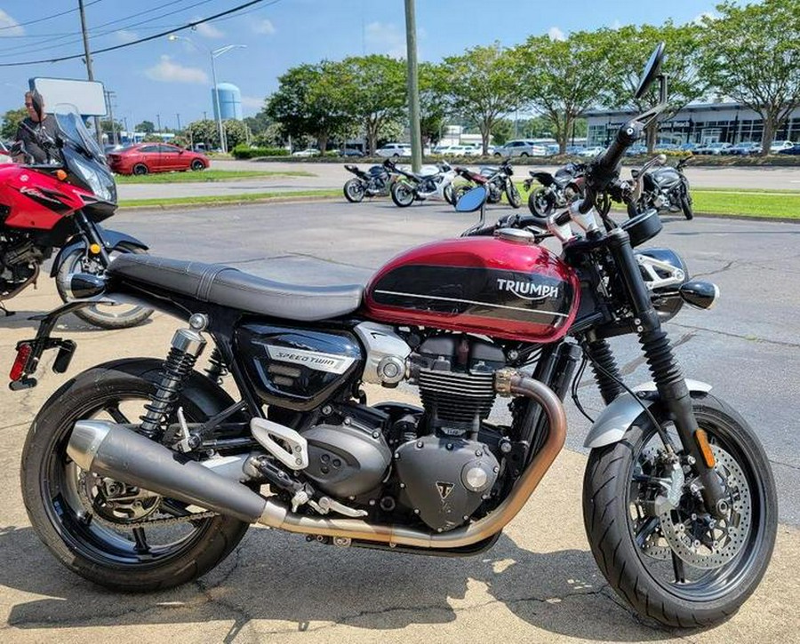 2021 Triumph Speed Twin 1200 Korosi Red/Storm Grey