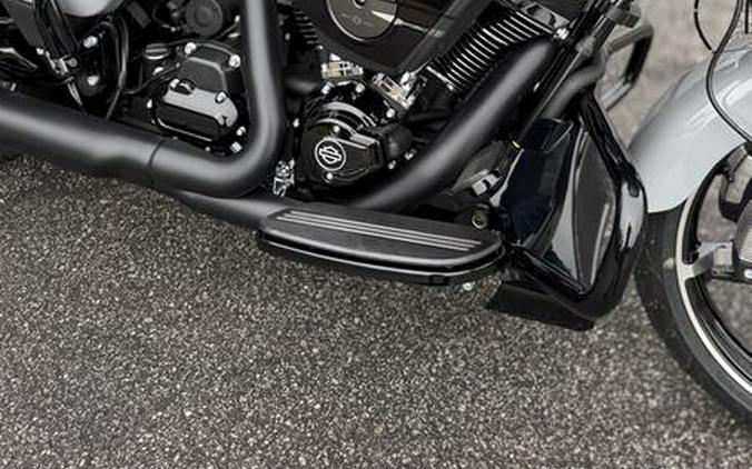 2025 Harley-Davidson® FLTRX - Road Glide®
