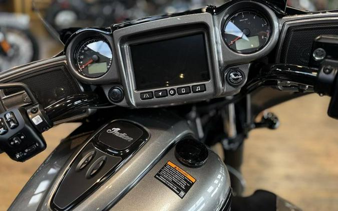 2025 Indian Motorcycle® Roadmaster® Dark Horse® Heavy Metal