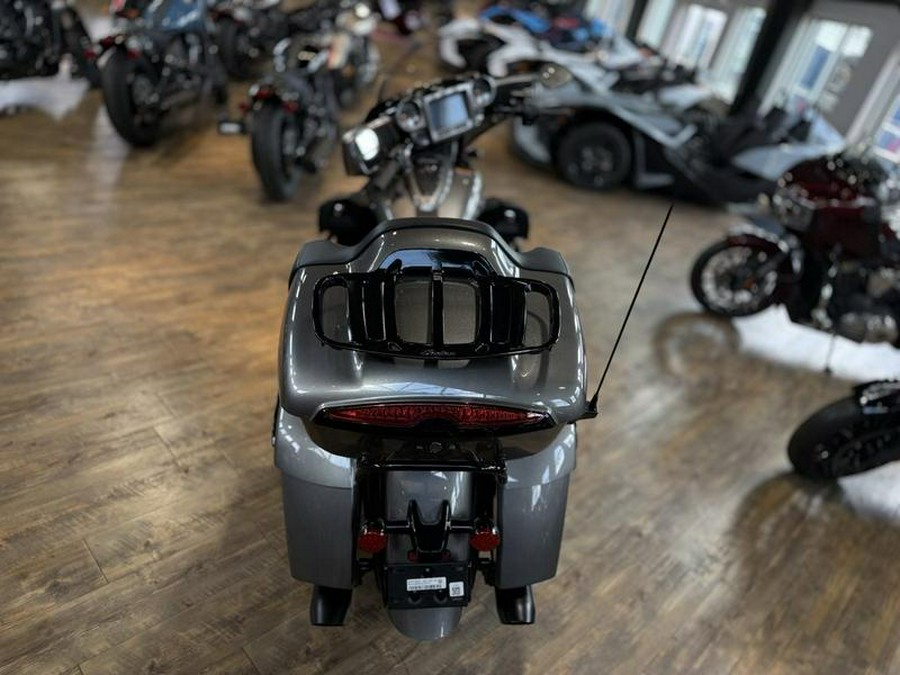 2025 Indian Motorcycle® Roadmaster® Dark Horse® Heavy Metal