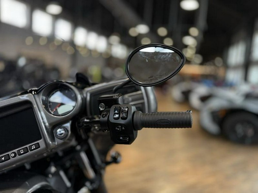 2025 Indian Motorcycle® Roadmaster® Dark Horse® Heavy Metal