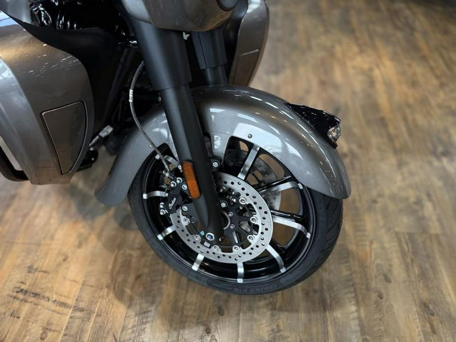 2025 Indian Motorcycle® Roadmaster® Dark Horse® Heavy Metal