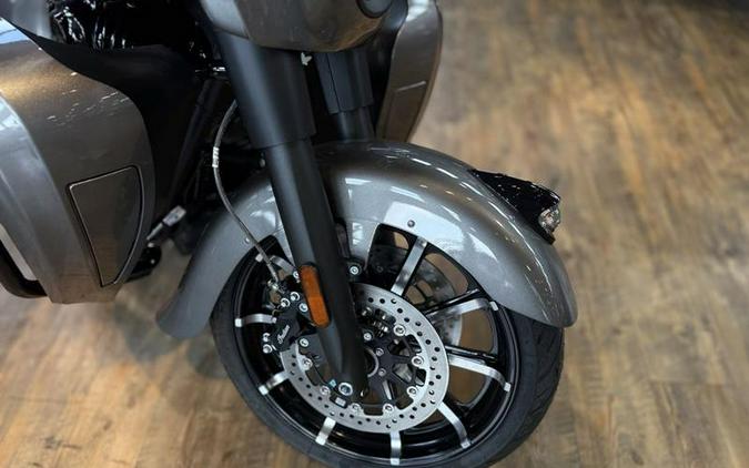 2025 Indian Motorcycle® Roadmaster® Dark Horse® Heavy Metal