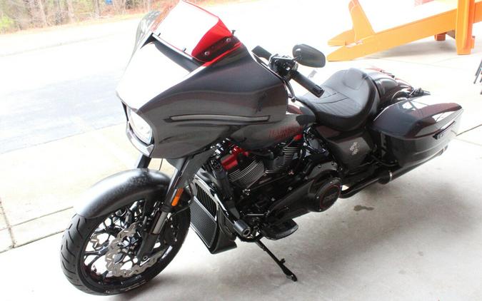 2026 Harley-Davidson® CVO Street Glide ST Inferno Gray