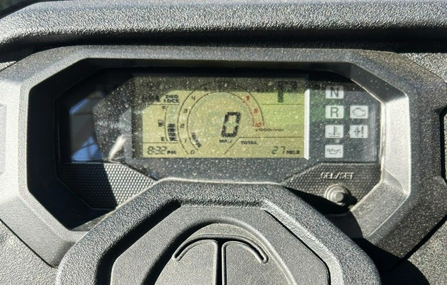 2024 Honda Pioneer 1000 Deluxe