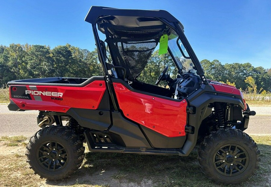 2024 Honda Pioneer 1000 Deluxe