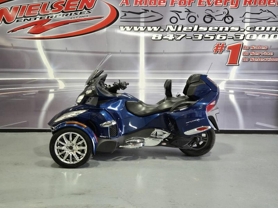 2016 Can-Am® Spyder® RT-S 6-Speed Manual (SM6)